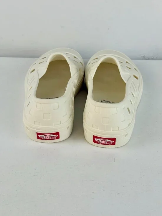 Women's 6.5, Men's 5 - Vans Slip-On Mule TRK Water Shoes - Marshmallow - Picture 6 of 9